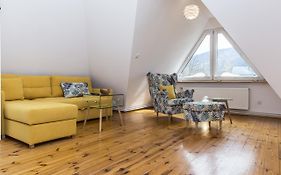Apartament Hilltom